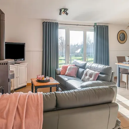 Holiday home In On The Outskirts, Cleaning Included *