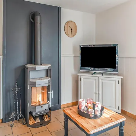 Holiday home In On The Outskirts, Cleaning Included *